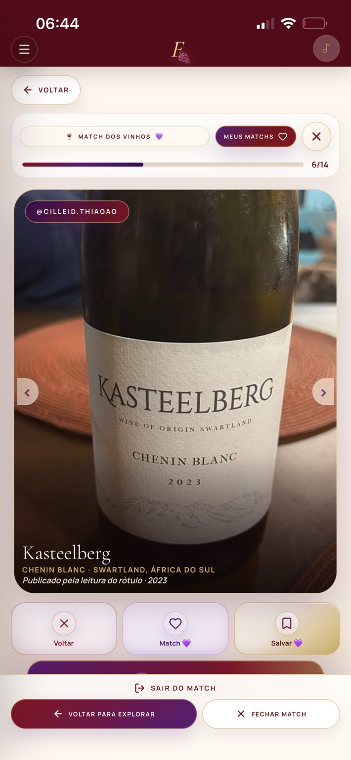 Card de rótulo no Match do Vinho